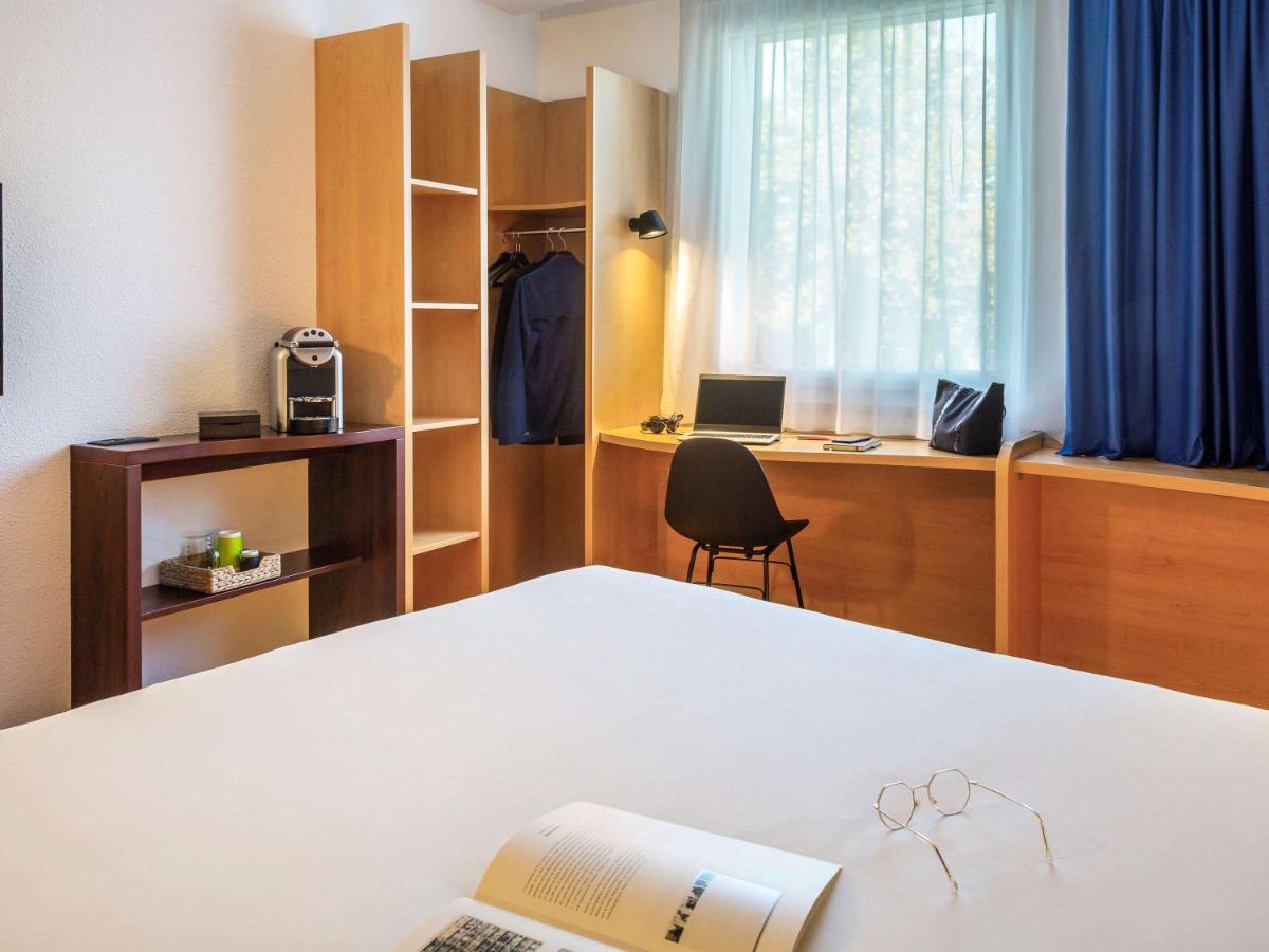 Готель Ibis Geneve Petit Lancy Екстер'єр фото