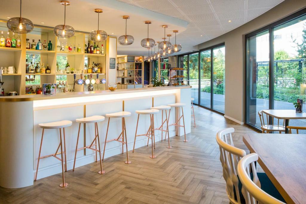 Готель Ibis Geneve Petit Lancy Екстер'єр фото